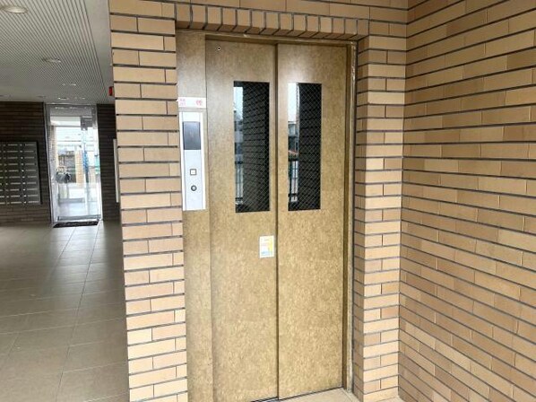 郡山駅 バス17分  郡山女子大学前下車：停歩3分 2階の物件外観写真